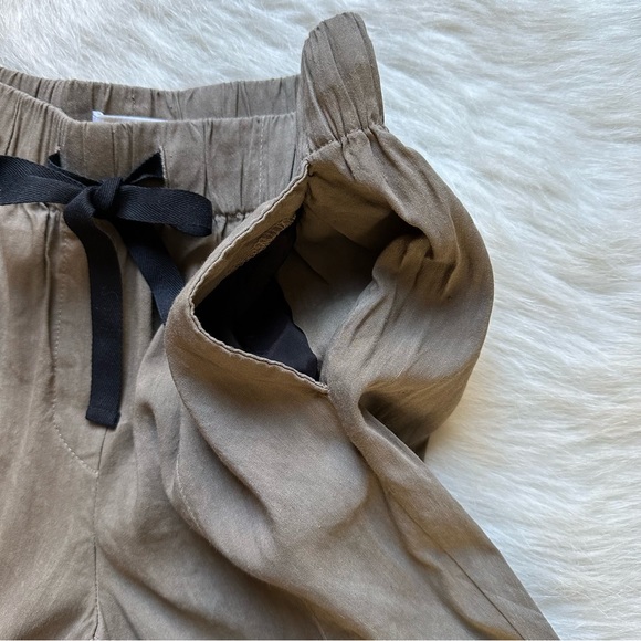 Aritzia Babaton Drawstring Linen Pants - Picture 7 of 11